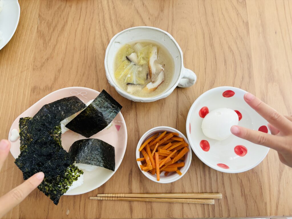 今日のお昼ご飯(ゆで卵)